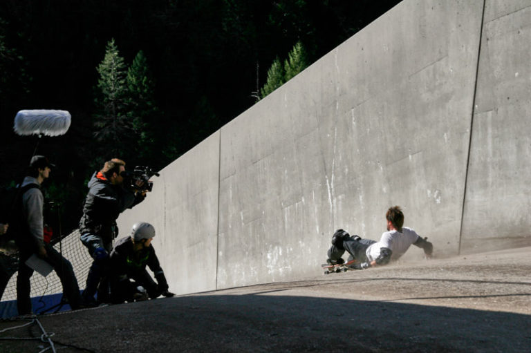 Sean Gray performing his own stunt.